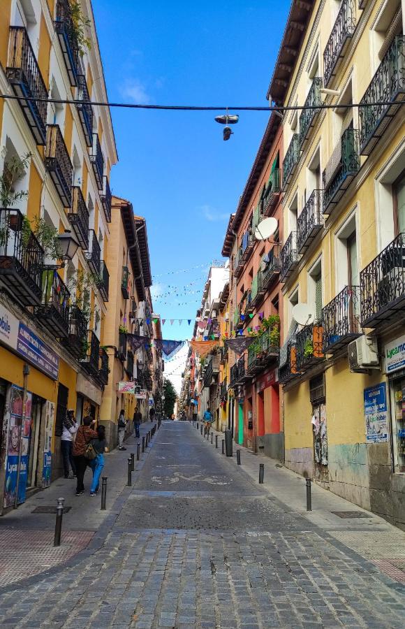All You Need In The Historic Center Madrid Eksteriør billede